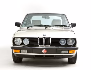 BMW 525e [UK-spec] (E28) '03.1983–12.1987