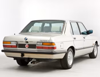BMW 525e [UK-spec] (E28) '03.1983–12.1987