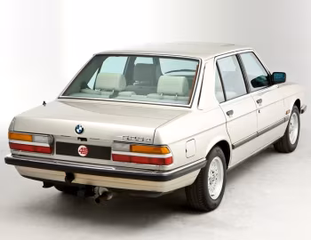 BMW 525e [UK-spec] (E28) '03.1983–12.1987