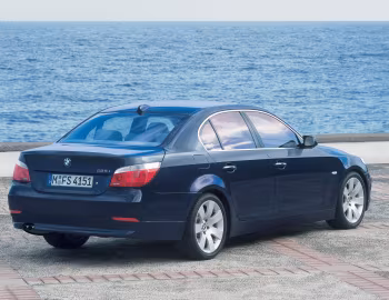 BMW 525i Sedan [Worldwide] (E60) '2003–07