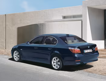 BMW 525i Sedan [Worldwide] (E60) '2003–07