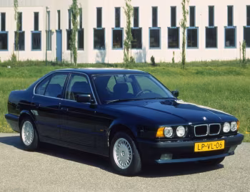 BMW 525td Sedan (E34) '04.1993–09.1995