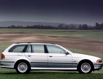 BMW 525tds Estate [UK-spec] (E39) '1997–09.2000