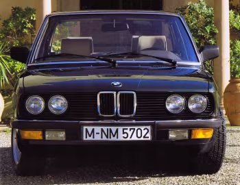 BMW 528e [Japan] (E28) '03.1983–12.1987