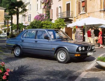 BMW 528i (E28) '06.1981–12.1987