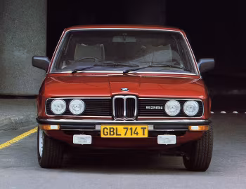 BMW 528i Sedan [South Africa] (E12) '01.1977–83