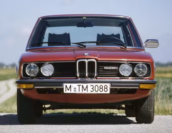 BMW 528i Sedan [Worldwide] (E12) '02.1977–06.1981