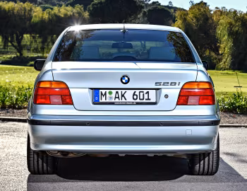 BMW 528i Sedan AT [Worldwide] (E39) '1995–2000
