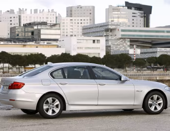 BMW 528Li [China] (F18) '2010–13