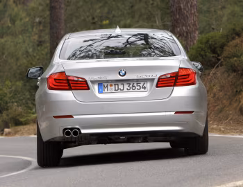 BMW 528Li [China] (F18) '2010–13