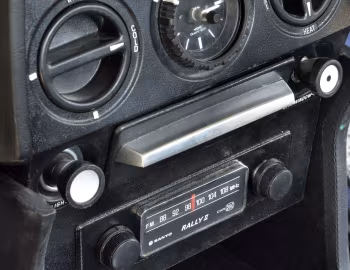 Интерьер BMW 530 MLE [South Africa] (E12) '1976–77