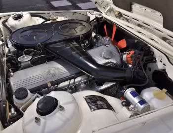 Bajo el capó BMW 530 MLE [South Africa] (E12) '1976–77