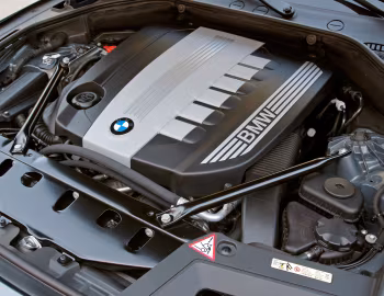 Bajo el capó BMW 530d Gran Turismo [Worldwide] (F07) '2009–13