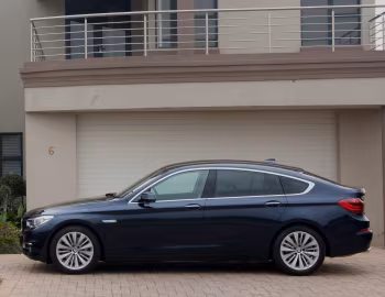 BMW 530d Gran Turismo Luxury Line [South Africa] (F07) '2013–17
