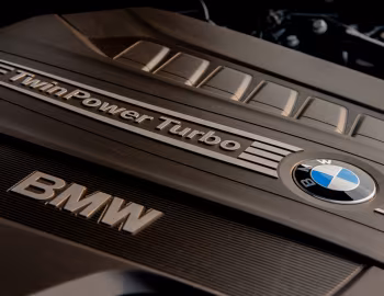 Bajo el capó BMW 530d Gran Turismo Luxury Line [South Africa] (F07) '2013–17