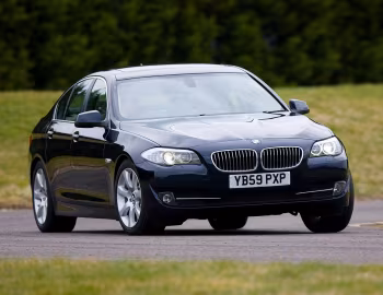 BMW 530d Sedan [UK-spec] (F10) '2010–13