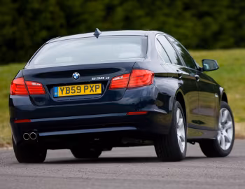 BMW 530d Sedan [UK-spec] (F10) '2010–13