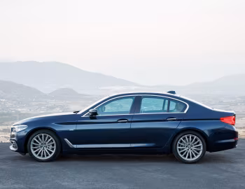 BMW 530d xDrive Sedan Luxury Line [Worldwide] (G30) '2017–20