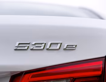 BMW 530e iPerformance [Worldwide] (G30) '2017–20