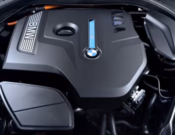 Bajo el capó BMW 530e iPerformance [Worldwide] (G30) '2017–20
