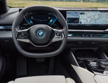 Panel frontal BMW 530e [Worldwide] (G60) '2023–pr.