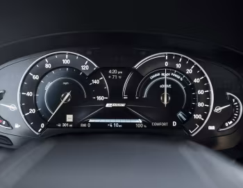 Комбинация приборов 2018–20 BMW 530e iPerformance [North America] (G30) '2017–20