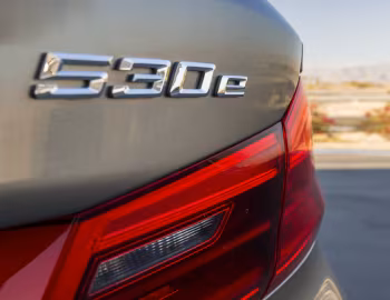 2018–20 BMW 530e iPerformance [North America] (G30) '2017–20