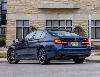 2021–23 BMW 530e M Sport [North America] (G30) '2020–23