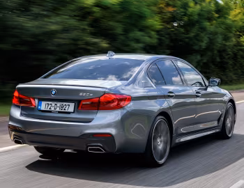 BMW 530e M Sport [UK-spec] (G30) '2017–20