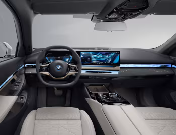 Panel frontal BMW 530e Touring [Worldwide] (G61) '2024–pr.