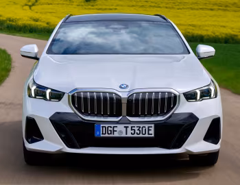 BMW 530e Touring M Sport [Worldwide] (G61) '2024–pr.