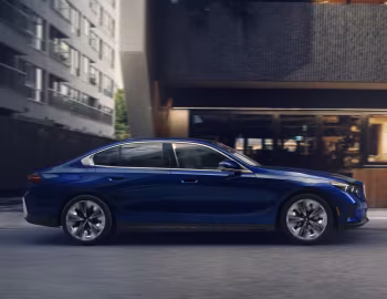 2024–pr. BMW 530i [North America] (G60) '2023–pr.