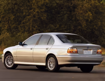 2001–03 BMW 530i Sedan [North America] (E39) '2000–03