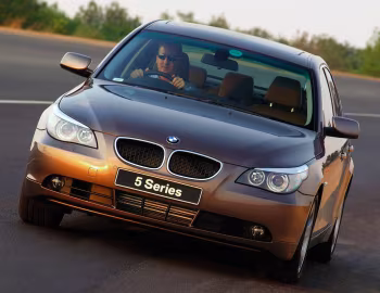 BMW 530i Sedan [South Africa] (E60) '2003–07