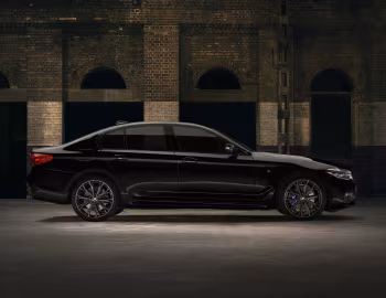 BMW 530i Sedan M Sport "Dark Shadow Edition" [Malaysia] (G30) '2020