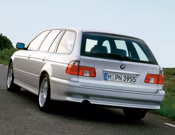 BMW 530i Touring [Worldwide] (E39) '2000–04