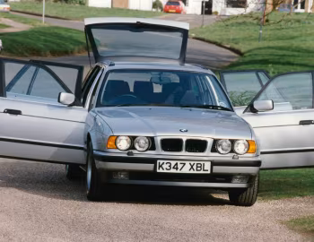 BMW 530i Touring [UK-spec] (E34) '01.1993–01.1997