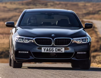 BMW 530d xDrive Sedan M Sport [UK-spec] (G30) '2017–20