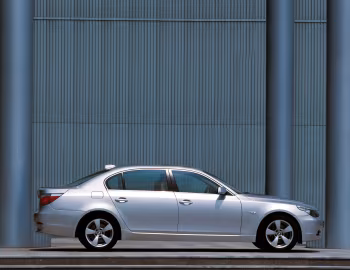 BMW 530Li [China] (E60) '2006–07
