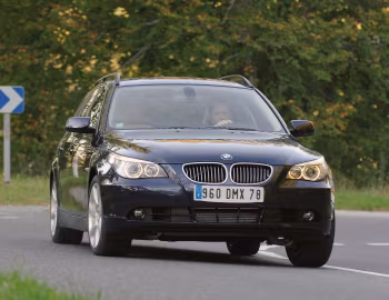 BMW 530xd Touring [Worldwide] (E61) '2005–07