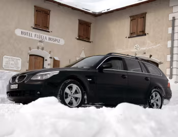 BMW 530xd Touring [Worldwide] (E61) '2005–07
