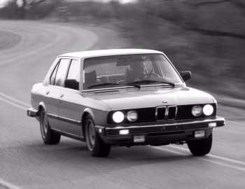 1983–84 BMW 533i [North America] (E28) '11.1982–11.1984