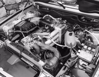 Under the hood 1983–84 BMW 533i [North America] (E28) '11.1982–11.1984