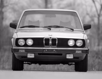 1983–84 BMW 533i [North America] (E28) '11.1982–11.1984