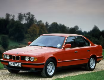 BMW 535i Sedan [UK-spec] (E34) '1987–93