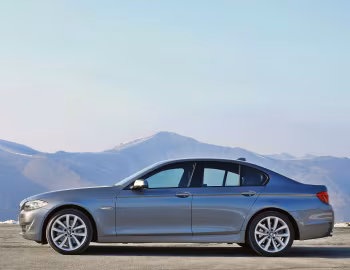 BMW 535i Sedan [UK-spec] (F10) '2010–13