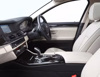 Interior BMW 535i Touring [Australia] (F11) '2011–13