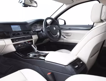 Interior BMW 535i Touring [Australia] (F11) '2011–13