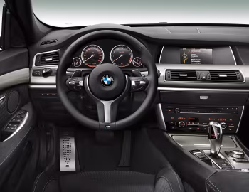 Panel frontal BMW 550i Gran Turismo M Sport Package [Worldwide] (F07) '2013–17