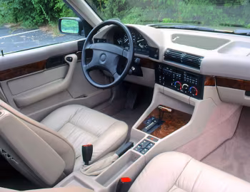 Interior 1994–95 BMW 540i Sedan [North America] (E34) '1993–95